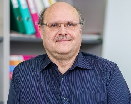 Prof. Dr. Andres Merits